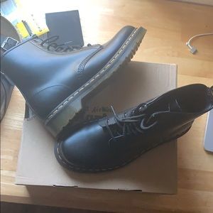Brand new dr. Martens size 9 men’s